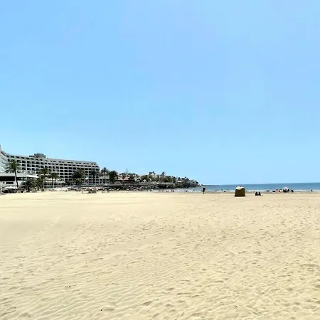Апартаменты One Bedroom With Breakfast And Free Wifi In
